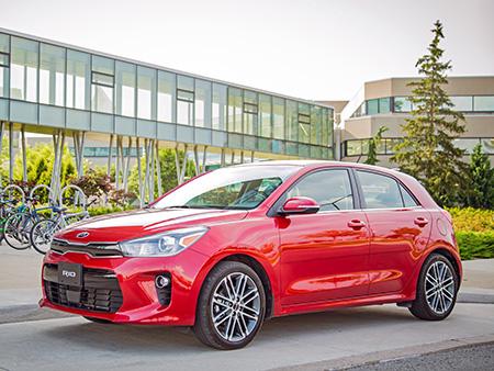 2018-Kia-Rio_01.jpg