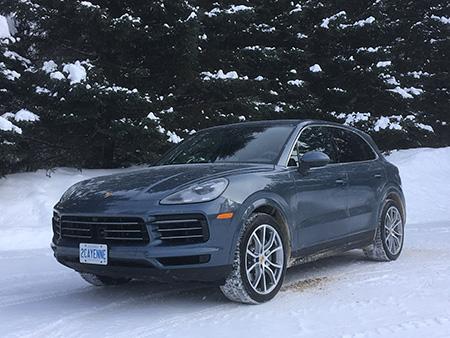2019-Porsche-Cayenne_01.jpg