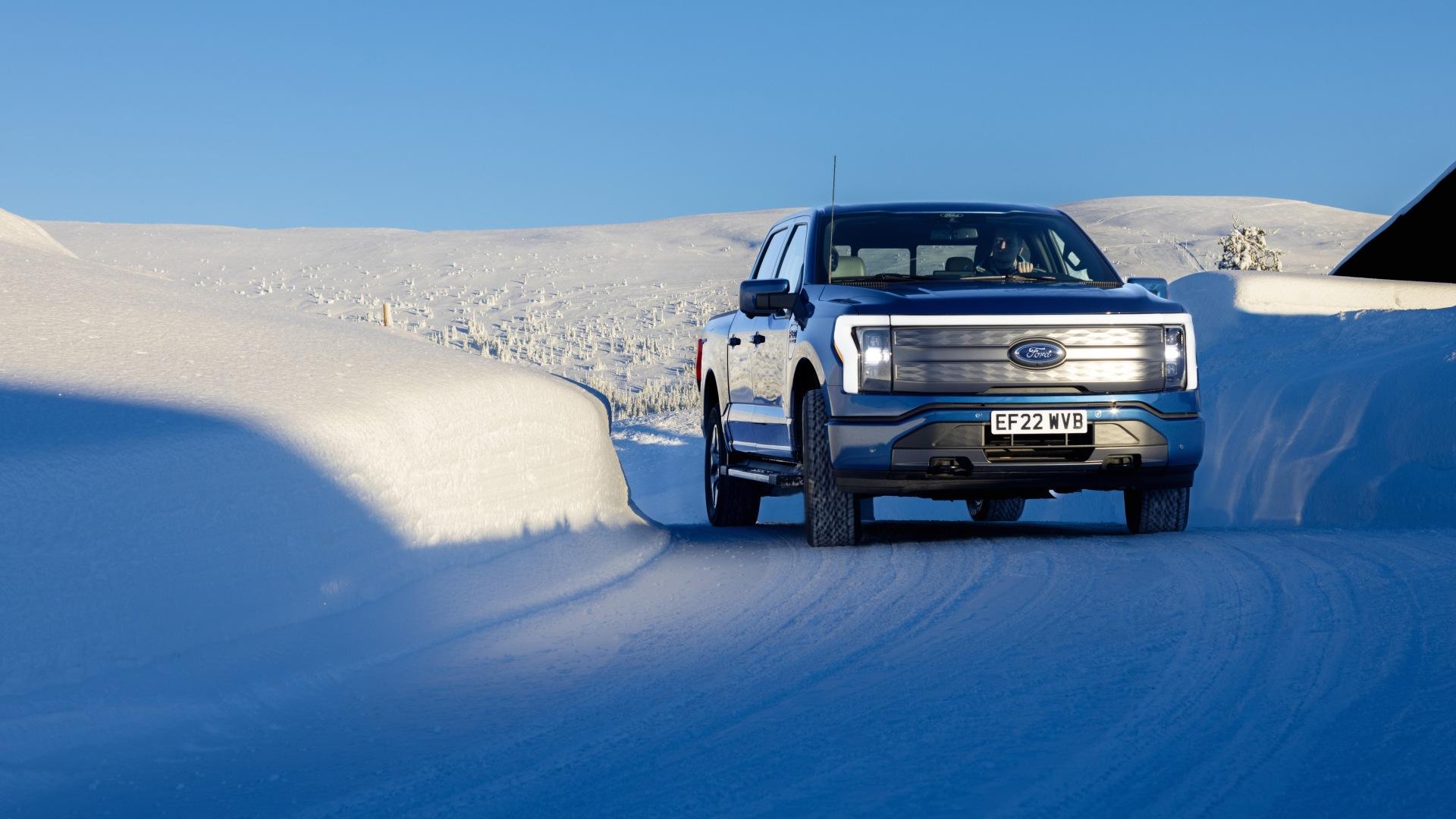 Ford F-150 Lightning 2023 OA.jpg