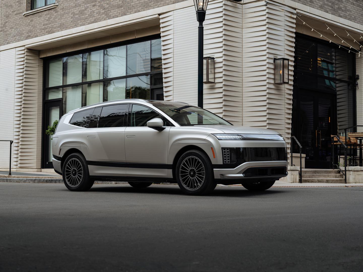 2026 Hyundai IONIQ 9_02.jpg